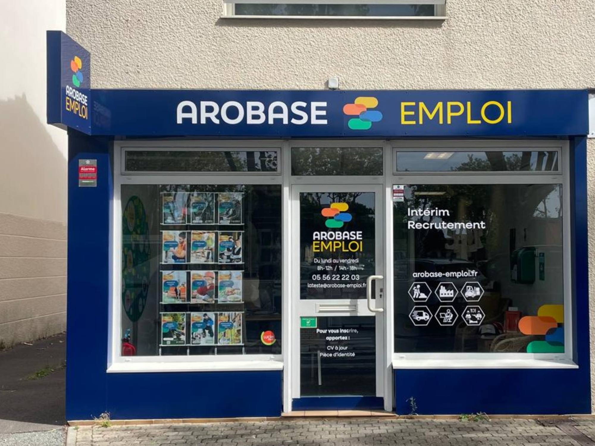 arobase emploi la teste de buch
